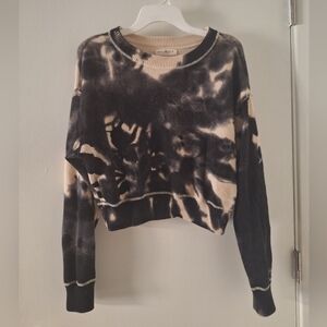 Cropped tie dye hoodie